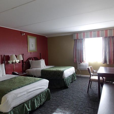 Center Street Value Inn 奥本 外观 照片