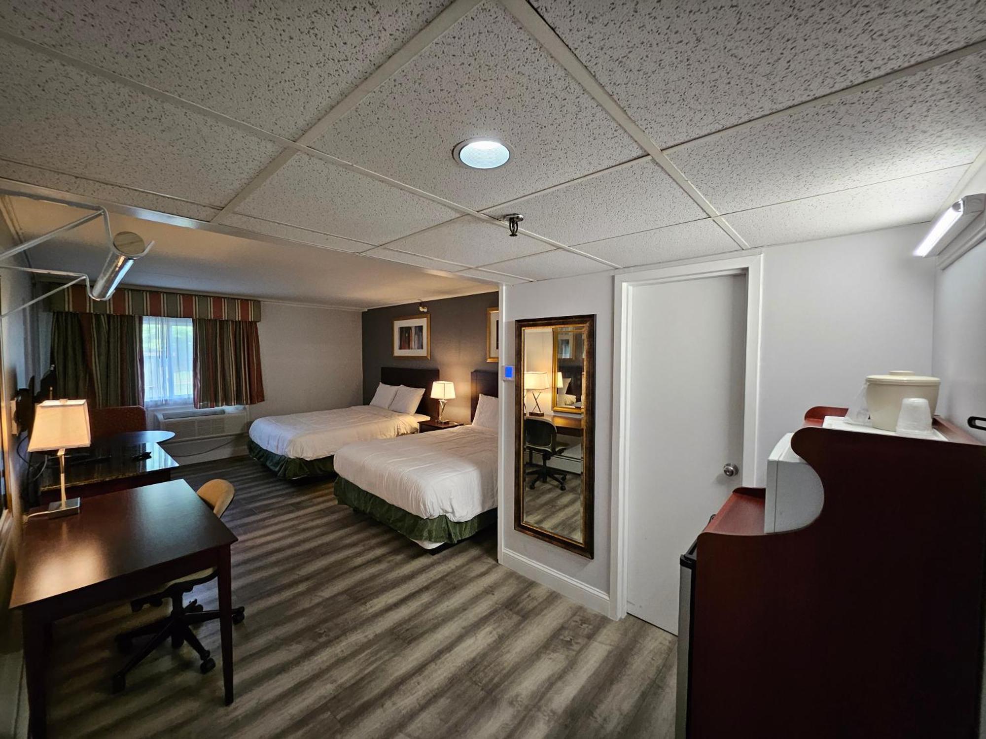 Center Street Value Inn 奥本 外观 照片