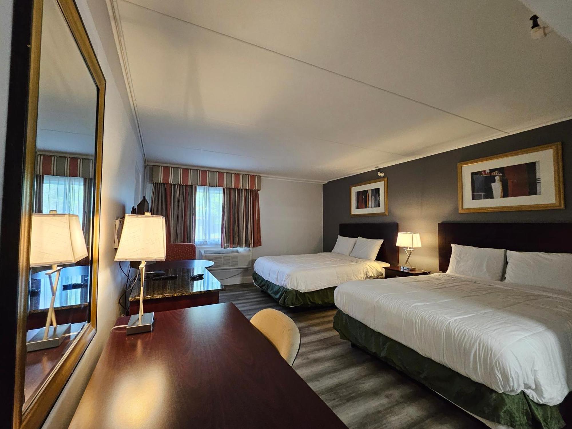 Center Street Value Inn 奥本 外观 照片
