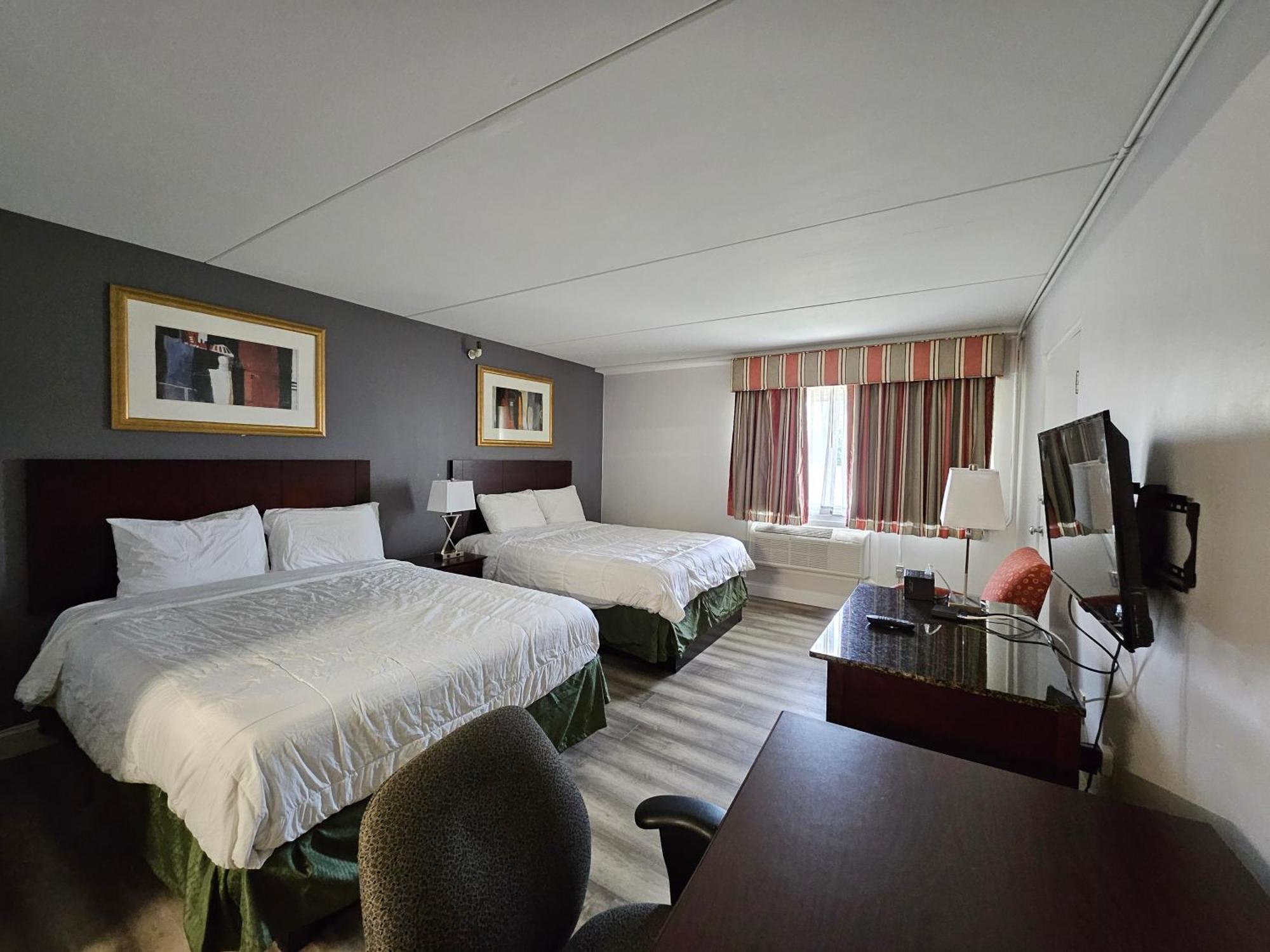 Center Street Value Inn 奥本 外观 照片